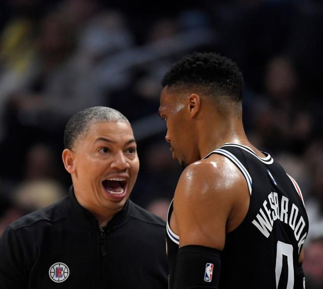 天天盈球在线-杜韦首次季后赛交手!此前11次对话韦少不落下风