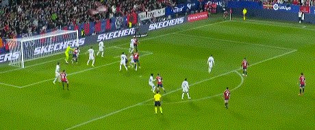 天天盈球下载-【西甲】莱万+皮克染红 10人巴萨客场连进2球逆转胜